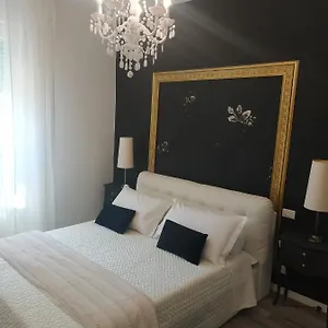  Appartamento Aurora Flowers - Two And Free Parking Near Center And Train Station