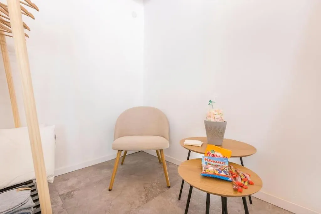 Modena'S Graffiti House In The Heart Of Movida Apartment Italy
