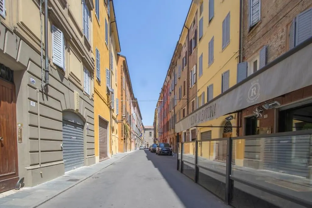 Modena'S Graffiti House In The Heart Of Movida Apartment 0*, Modena Italy
