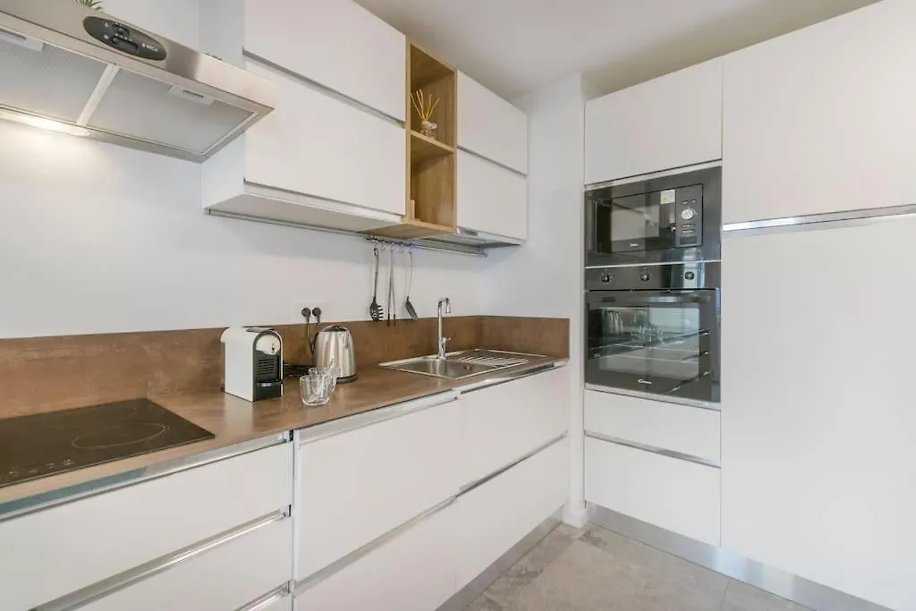 Modena'S Graffiti House In The Heart Of Movida Apartment